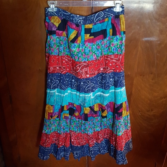 Colorful long pleated skirt - Picture 1 of 3